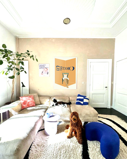 Estudio Creativo - High-Quality Paper Ready to Hang